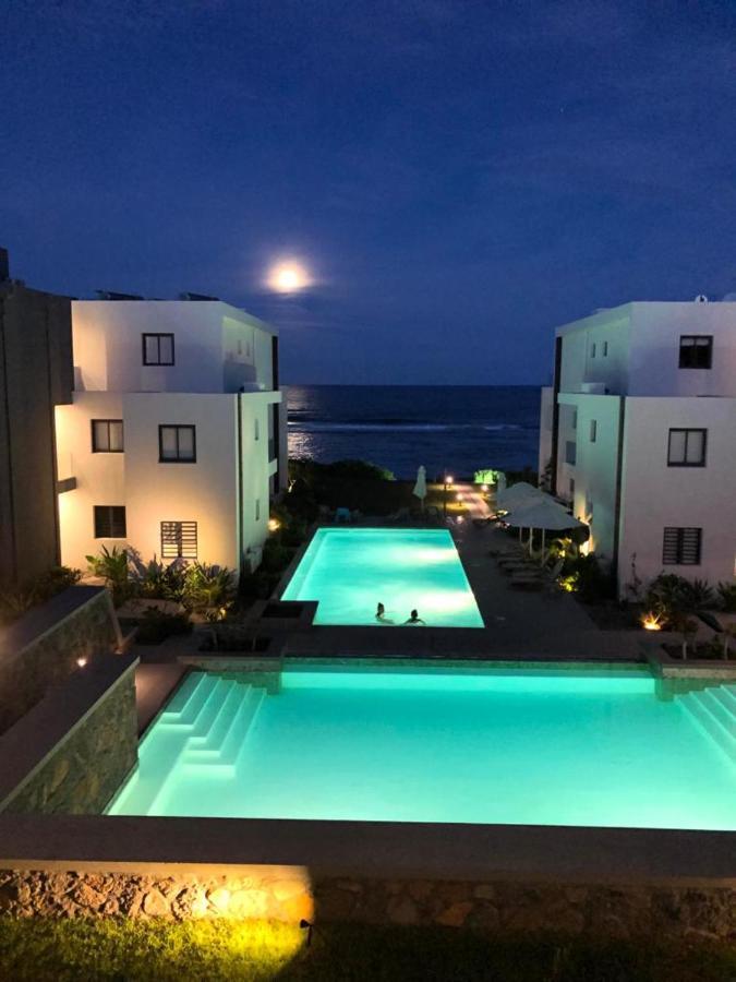East Coast Beachfront Luxury - Eastern Blue Apartments Poste Lafayette Kültér fotó